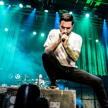 A DAY TO REMEMBER - Hamburg - Sporthalle (03.02.2017)